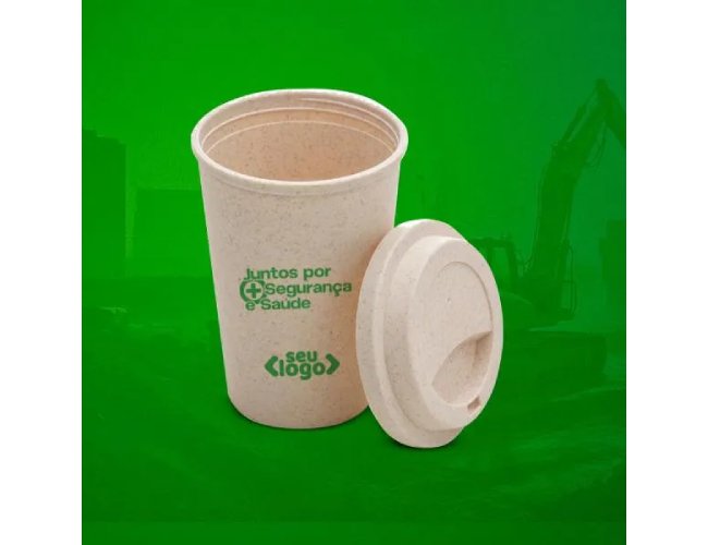 Copo Em Fibra De Bambu Com Tampa - 450Ml